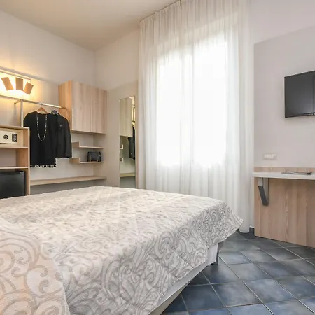 Riel 3* Sirmione