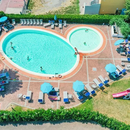 Riel Hotel 3*