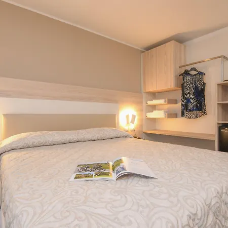 Riel Hotel