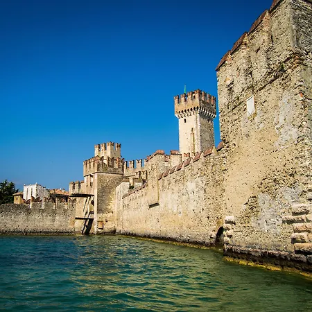 瑞尔酒店 酒店 3*